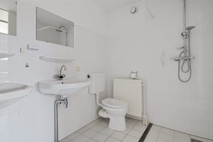 Photo 10 of B.A.A. Engelbertinklaan 80