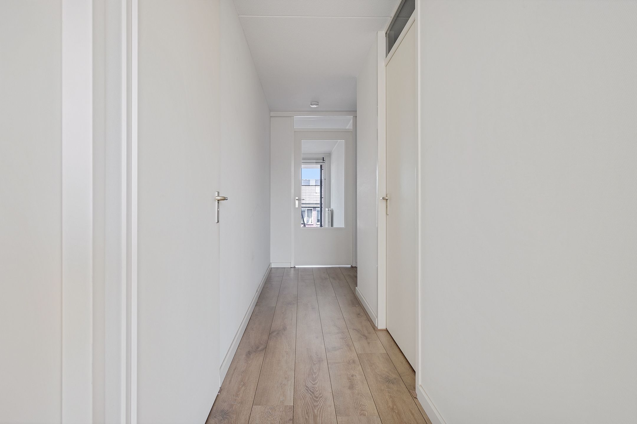 Foto 15 van B.A.A. Engelbertinklaan 80