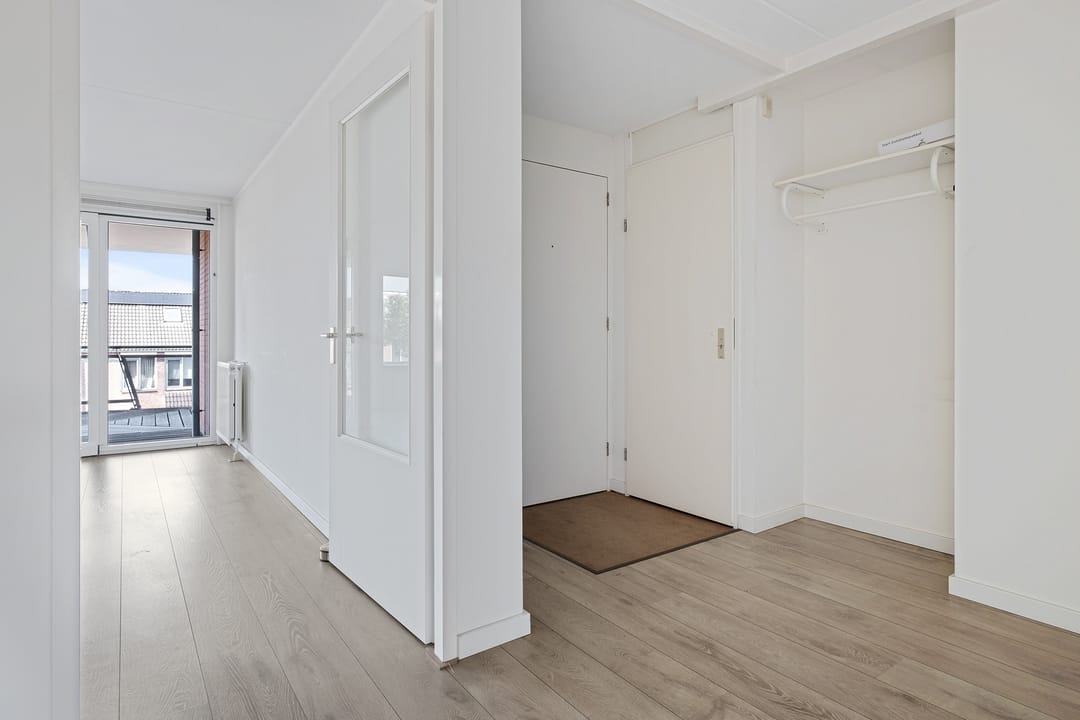 Foto 16 van B.A.A. Engelbertinklaan 80