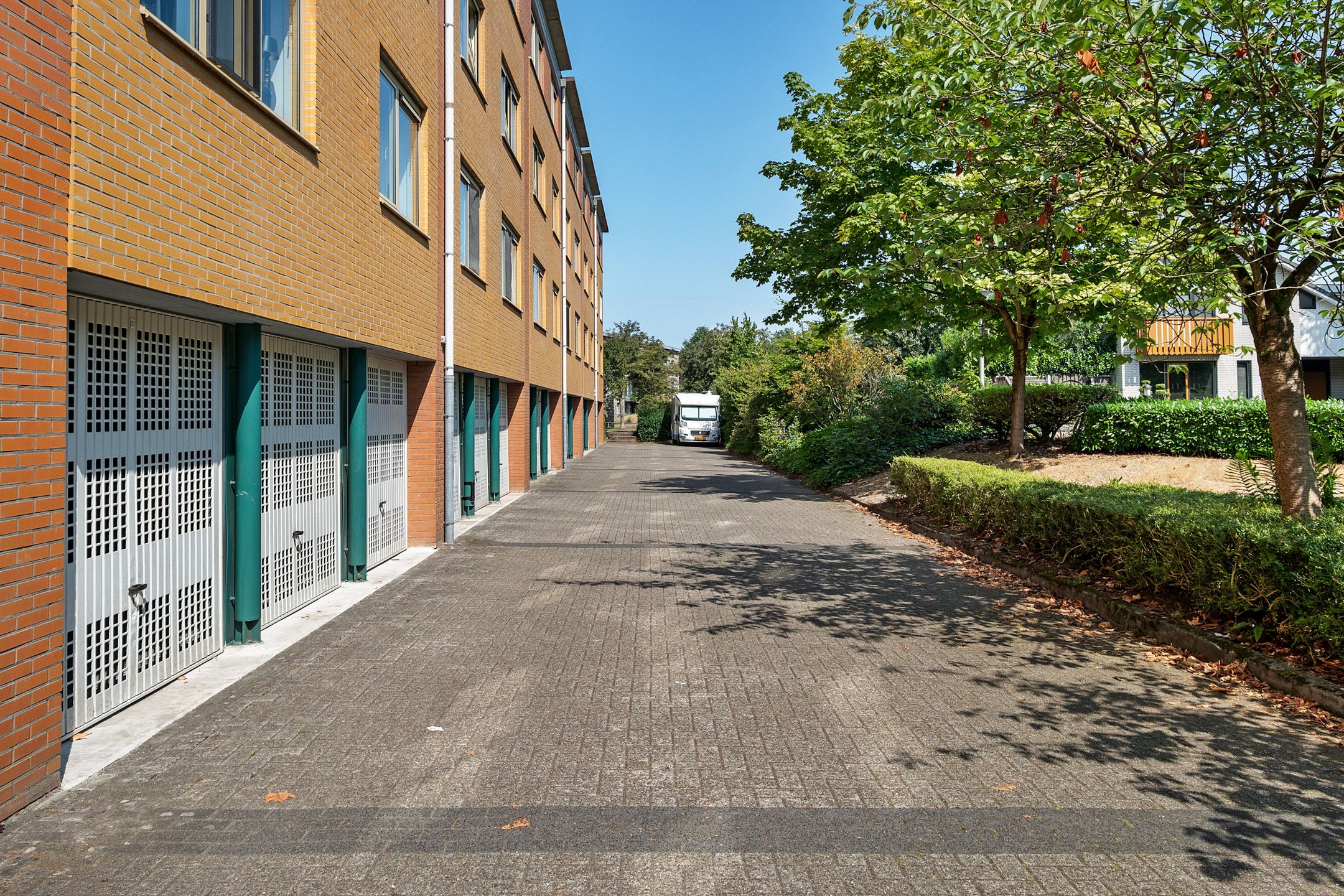 Foto 21 van B.A.A. Engelbertinklaan 80