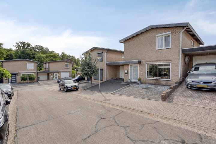 Photo 2 of Martin Luther Kingstraat 36