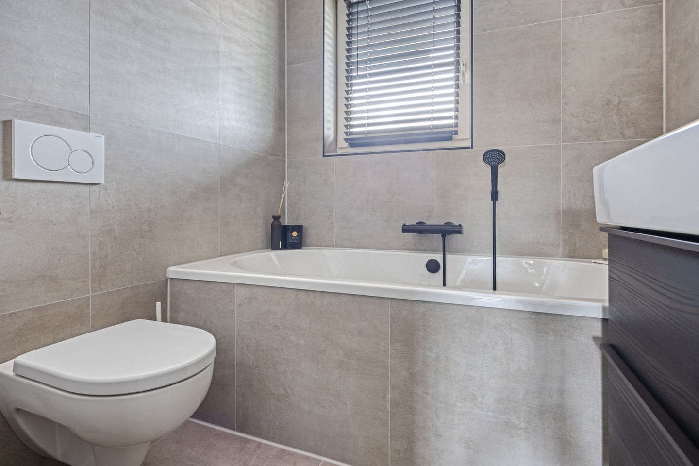 Foto 19 van Mathilde Wibautsingel 69