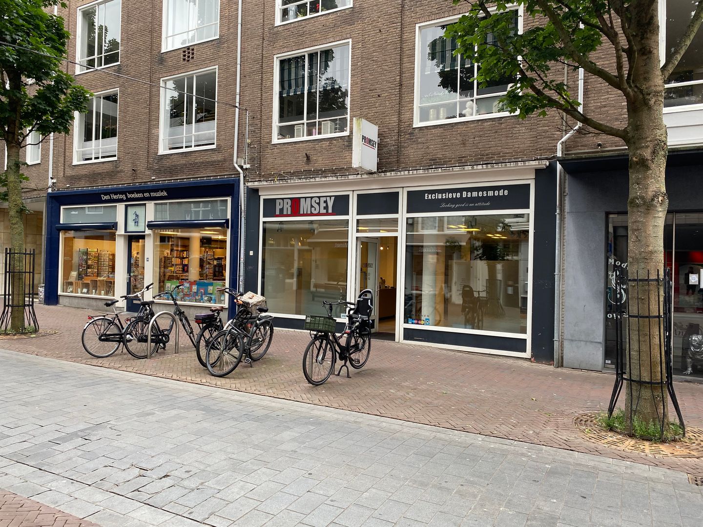 Bekijk foto 4 van Segeersstraat 28
