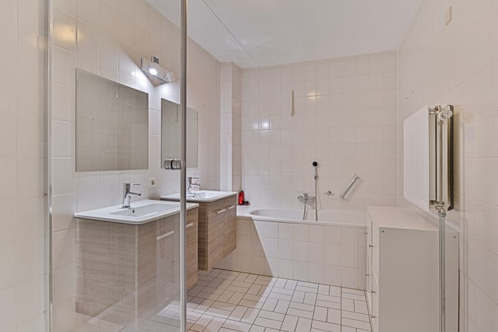 Foto 7 van Leenderweg 62-F