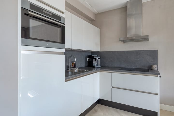 Foto 3 van Pleinbuurt 16