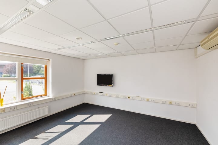 Photo 37 of Telgenweg 6-A