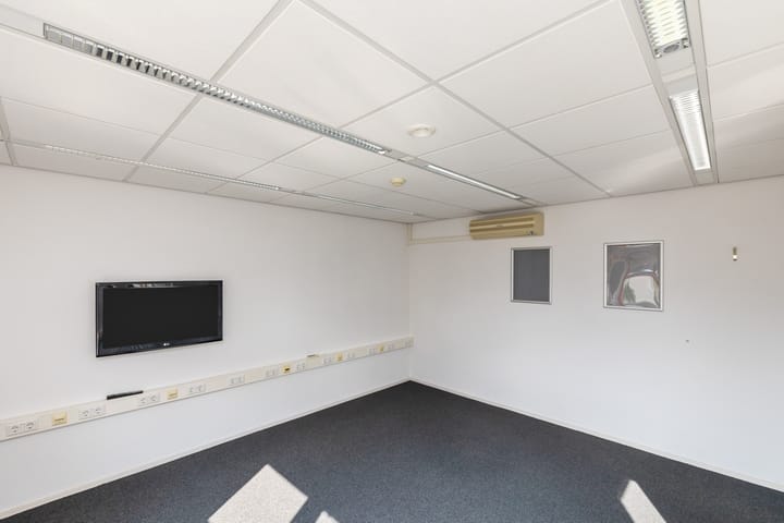 Photo 38 of Telgenweg 6-A