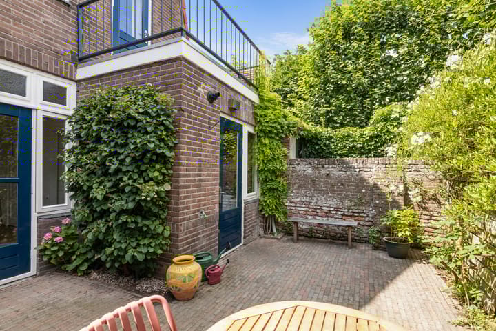 Photo 24 of Achterstraat 51