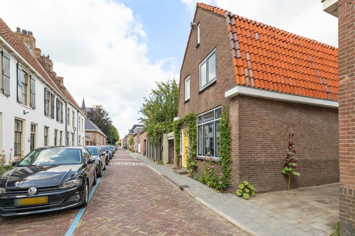 Photo 49 of Achterstraat 51