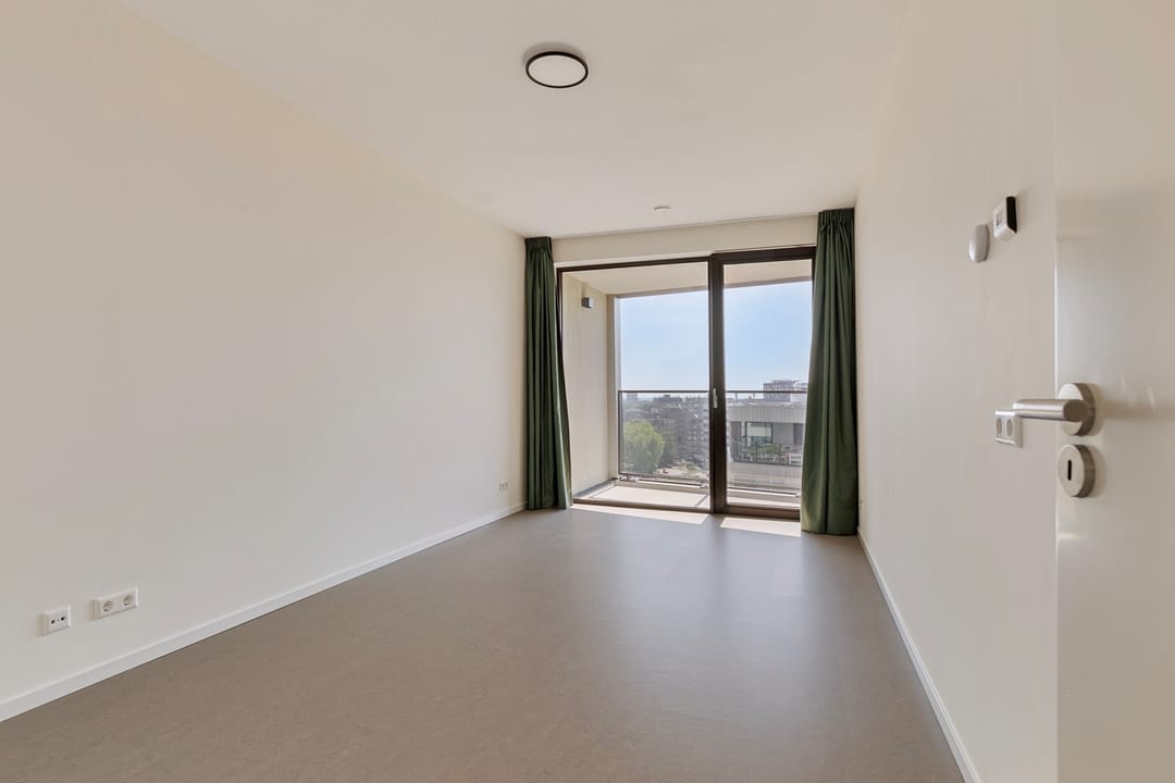 Foto 11 van Vliegerstraat 110