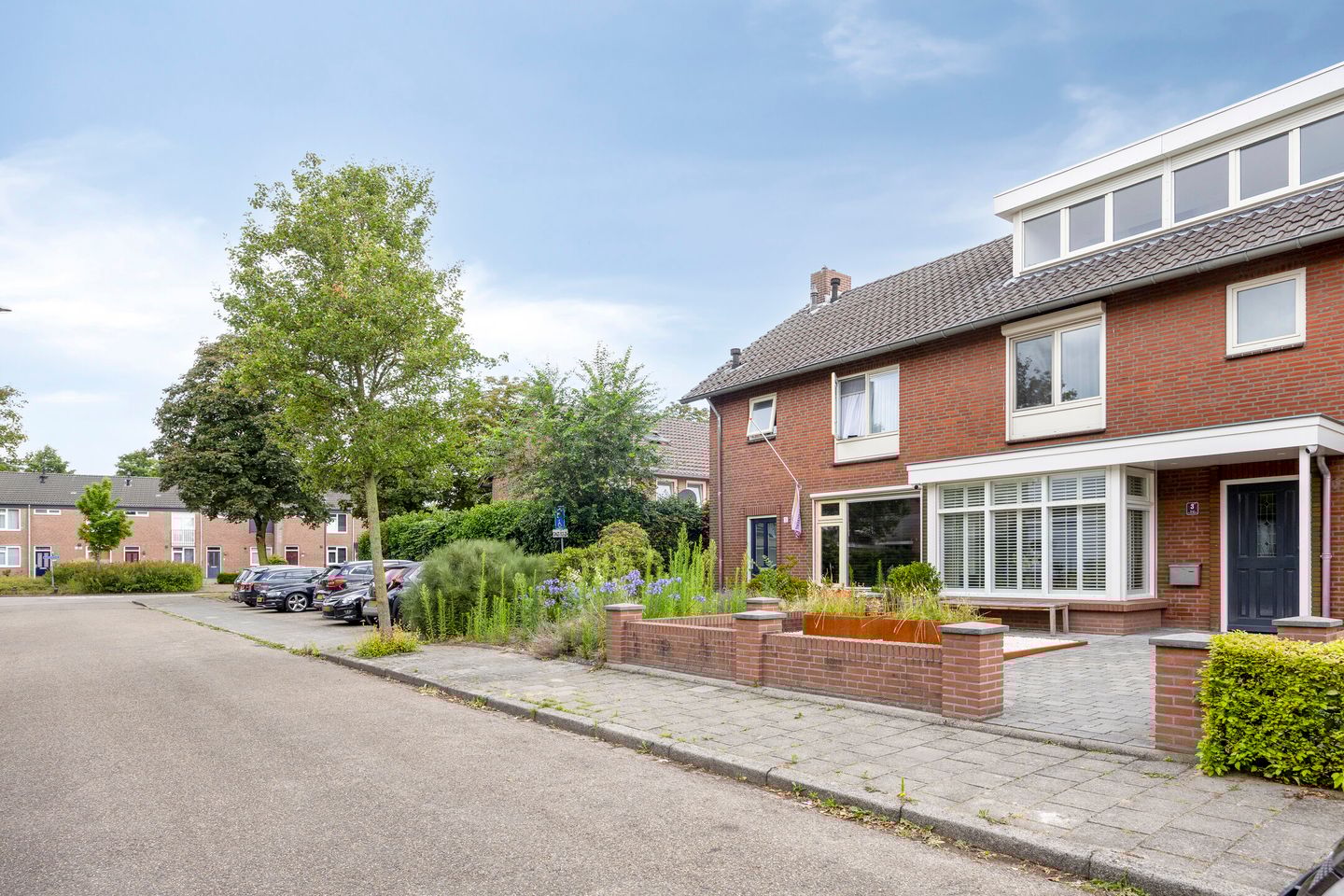 Foto 25 van Kamillestraat 3