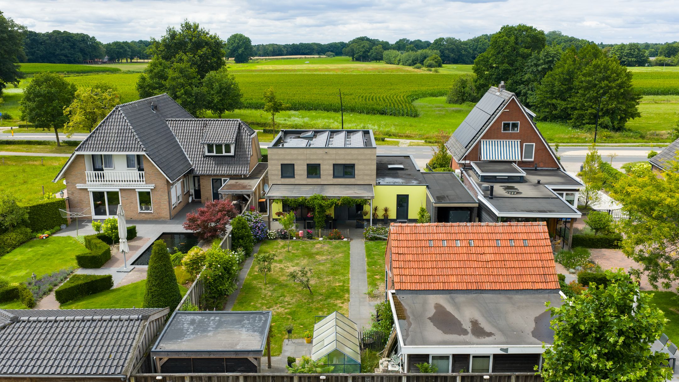 Foto 39 van Haaksbergerstraat 193