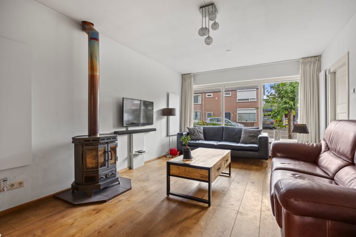 Foto 2 van Meidoornstraat 8