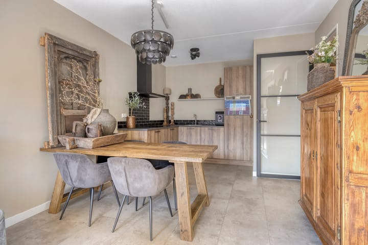 Photo 17 of Vredenburgh 32