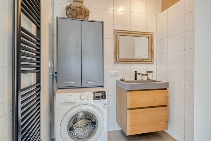 Photo 23 of Vredenburgh 32