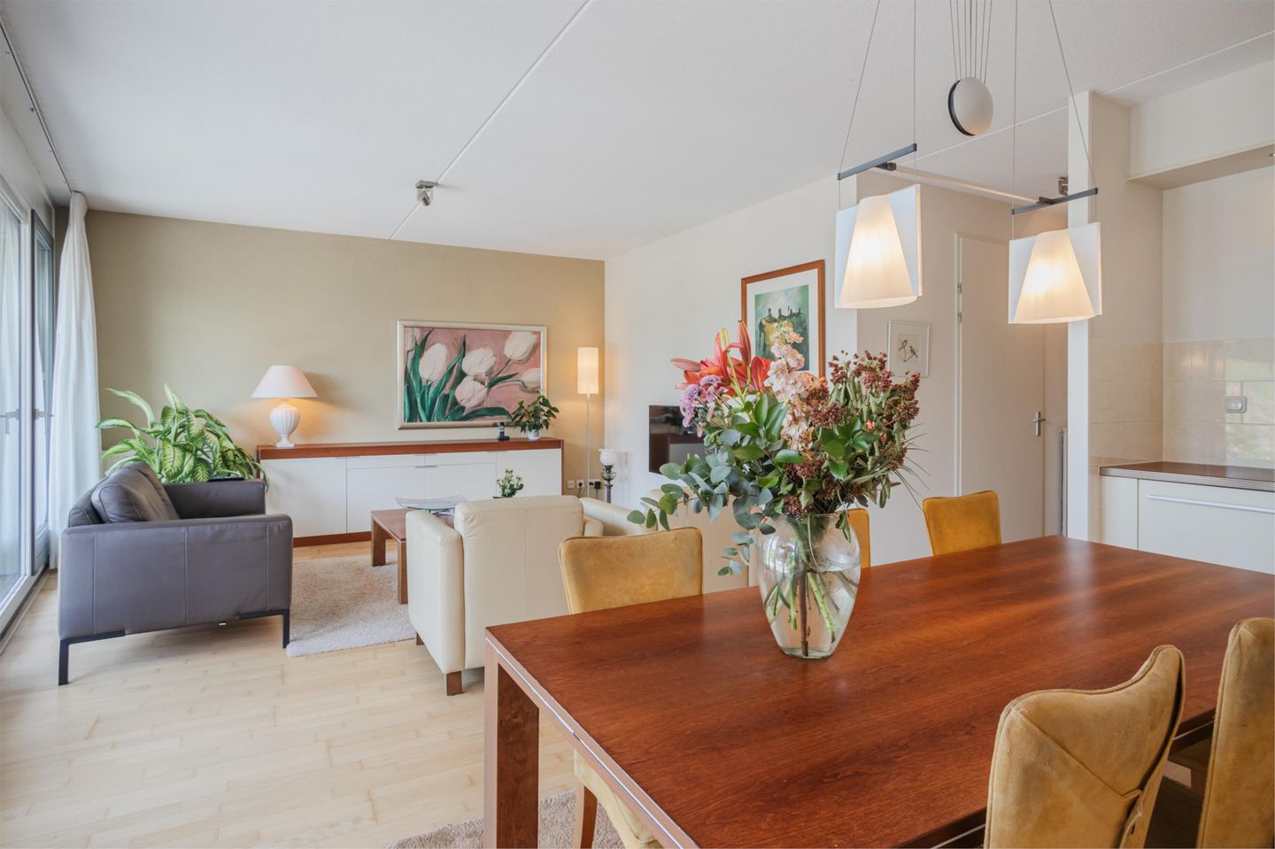 Foto 10 van Berghallee 14