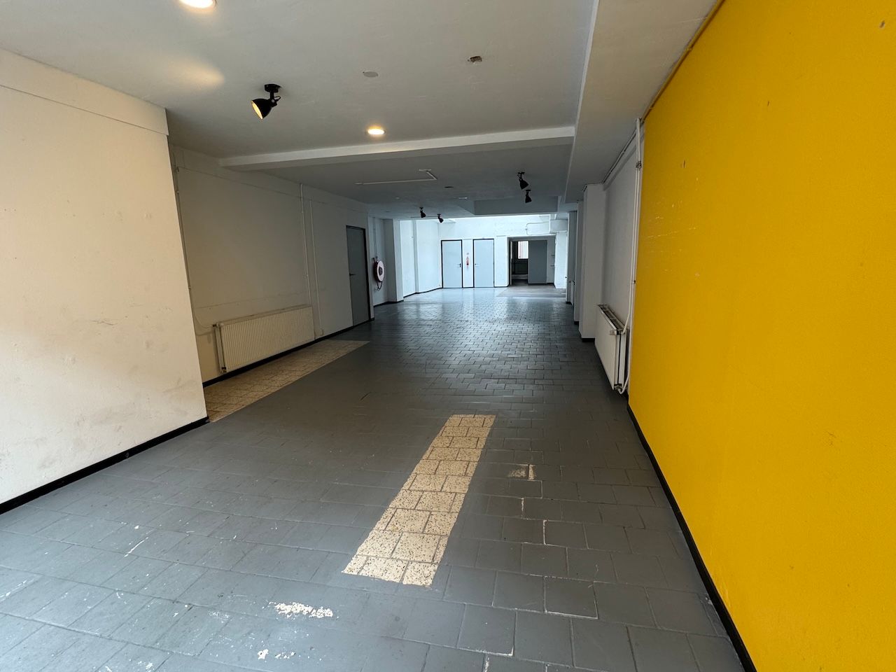 Bekijk foto 3 van Fluwelen Burgwal 1-F