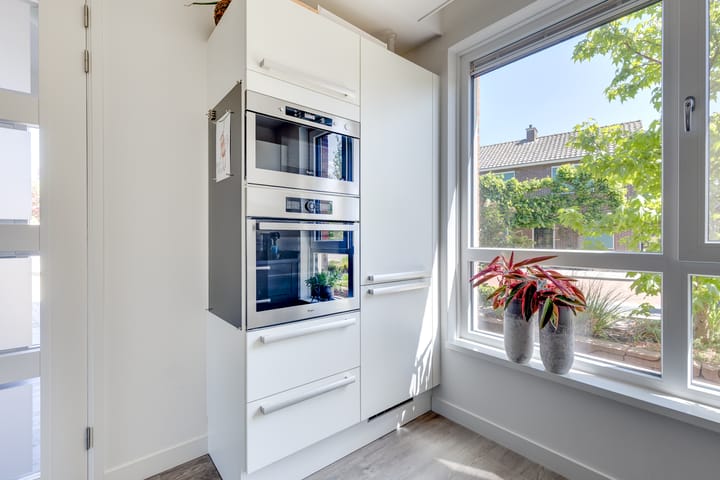 Foto 15 van Lindeboomweg 4