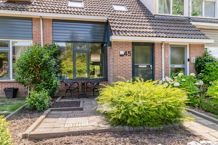 Foto 6 van Burg. Warnerslaan 45