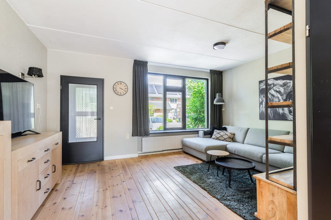 Foto 8 van Burg. Warnerslaan 45