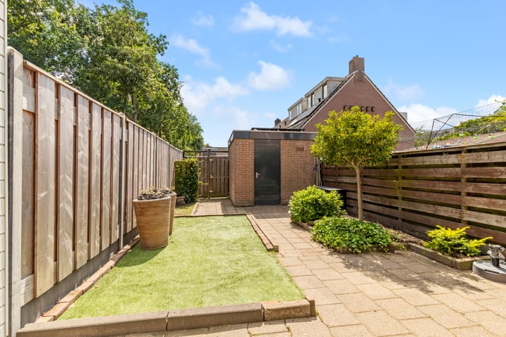 Foto 19 van Burg. Warnerslaan 45