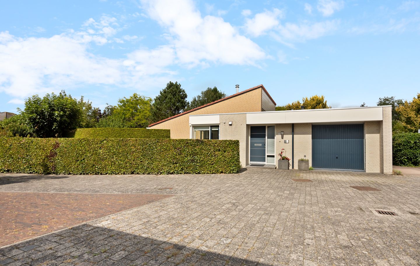 Foto 1 van Rietganslaan 9