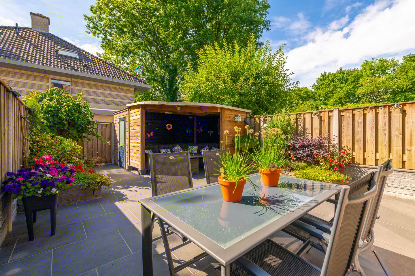 Foto 25 van Willem Versteeghstraat 1