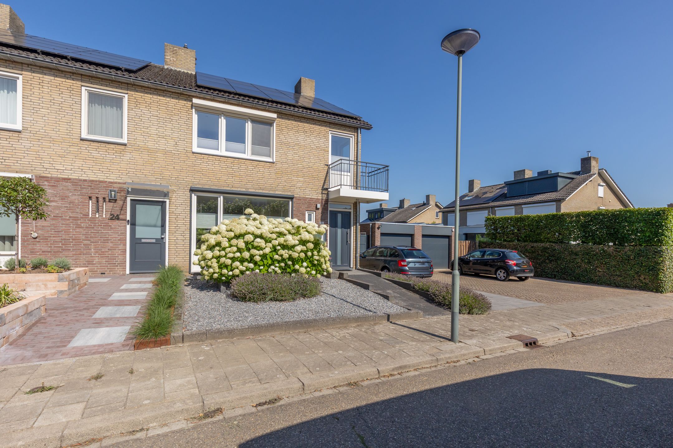 Foto 6 van Burg. Luytenstraat 22