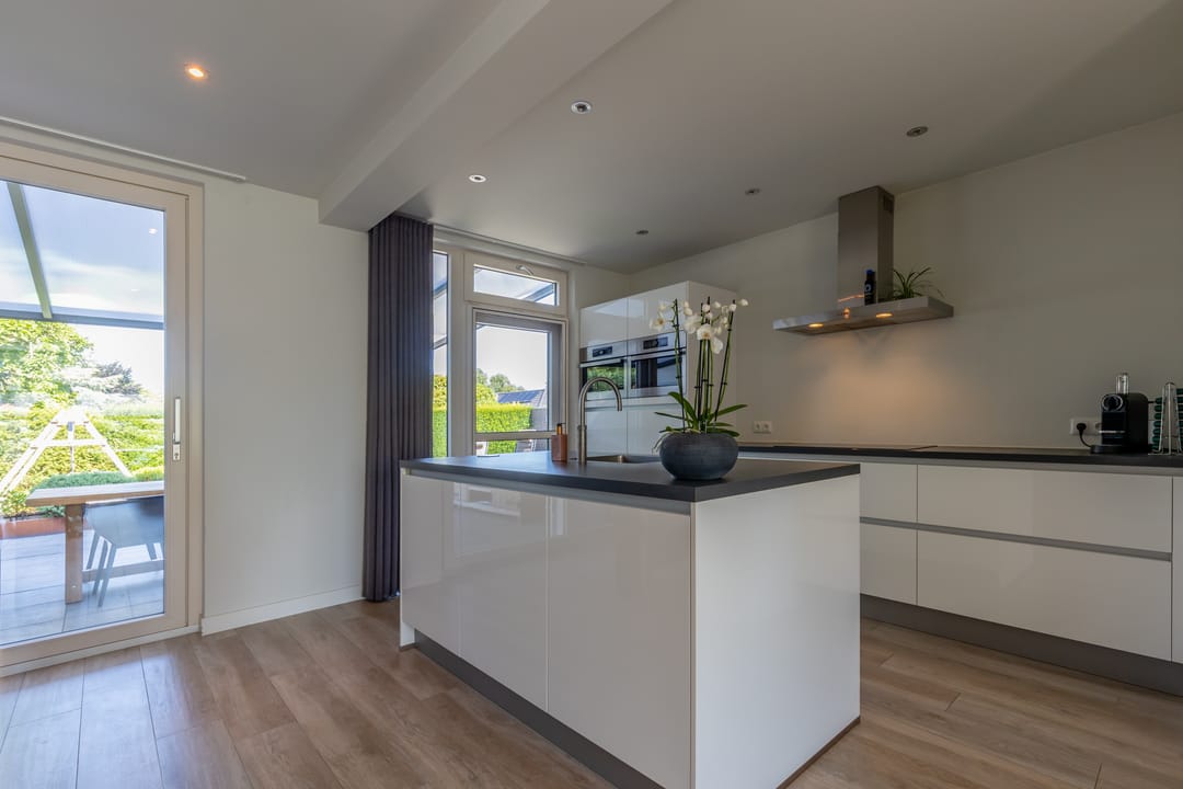 Foto 13 van Burg. Luytenstraat 22