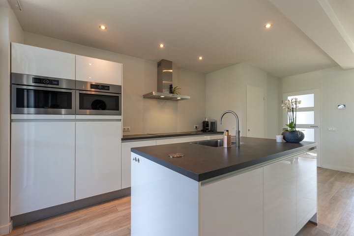 Foto 15 van Burg. Luytenstraat 22