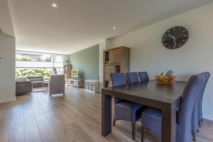 Foto 17 van Burg. Luytenstraat 22