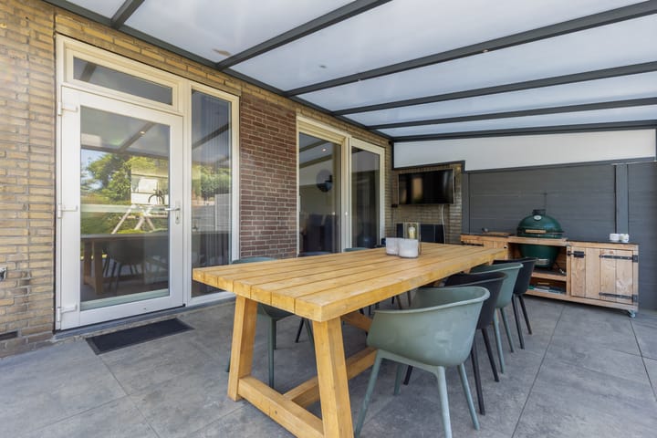 Foto 26 van Burg. Luytenstraat 22