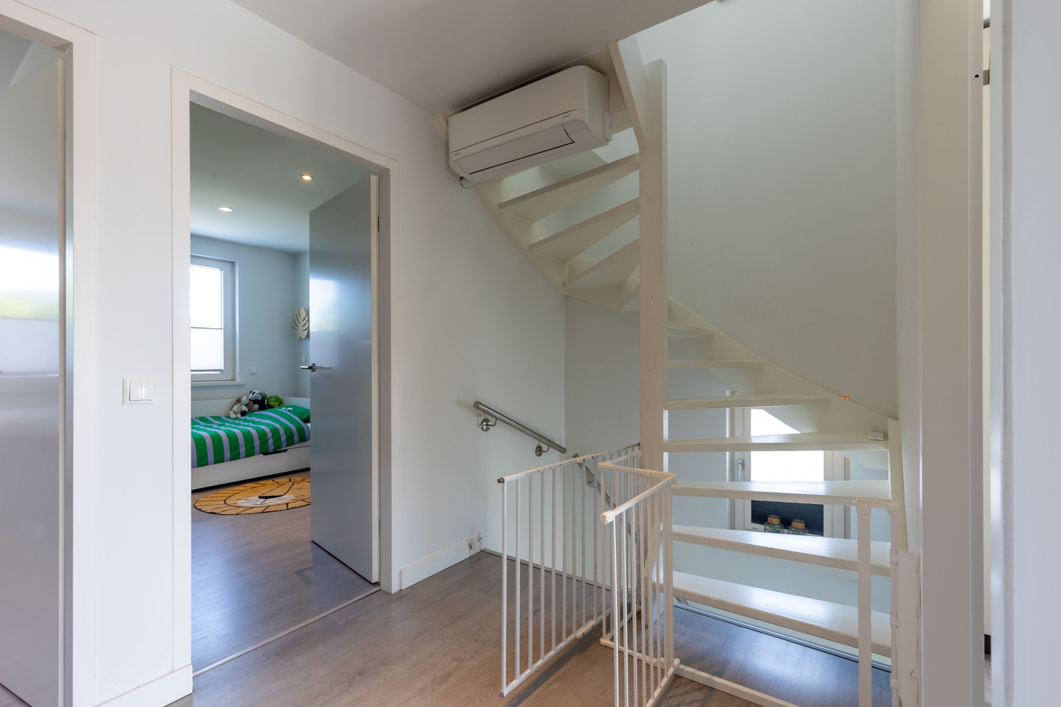 Foto 27 van Burg. Luytenstraat 22