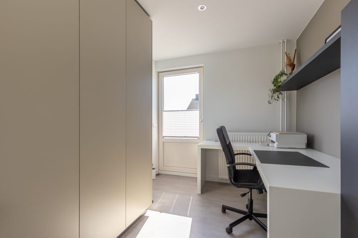 Foto 33 van Burg. Luytenstraat 22