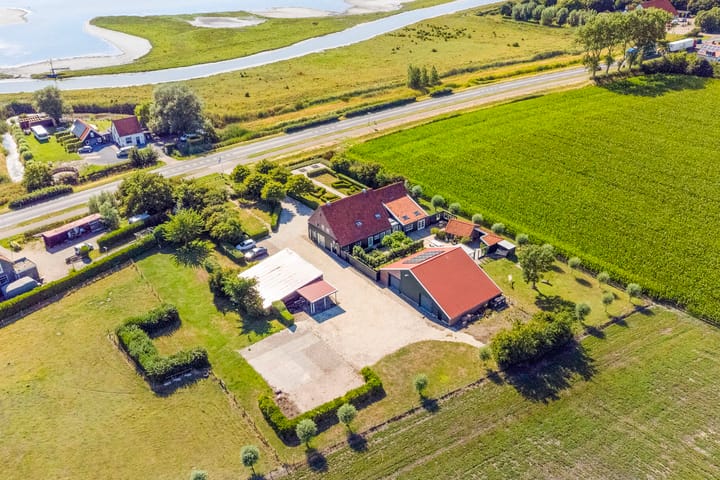 Foto 14 van Provincialeweg 14