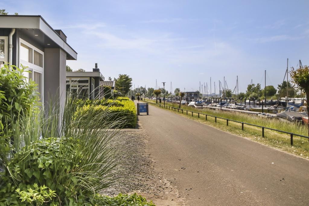 Foto 3 van Rijksstraatweg 186-303