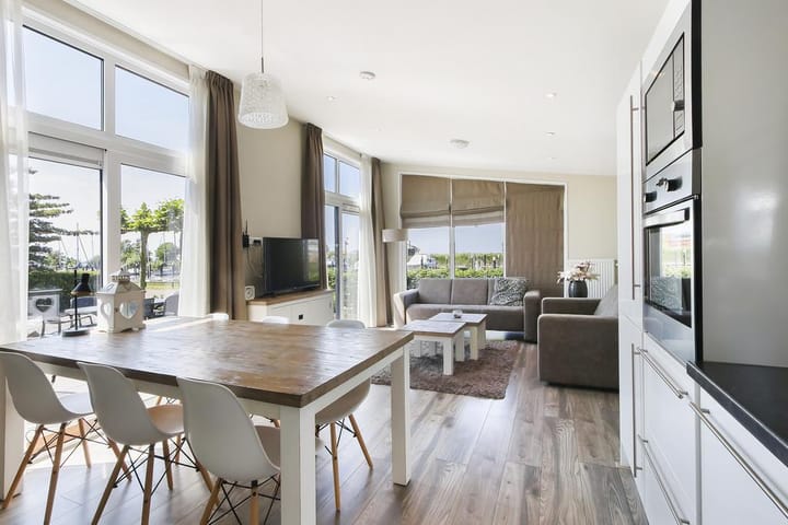 Foto 5 van Rijksstraatweg 186-303