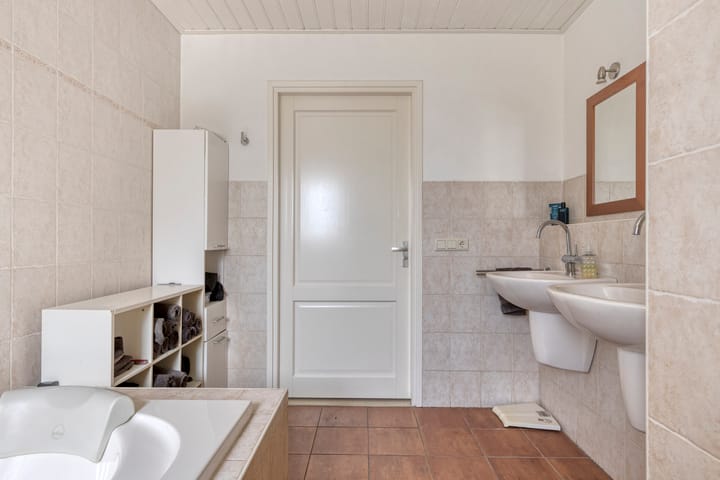 Foto 44 van Provincialeweg 14