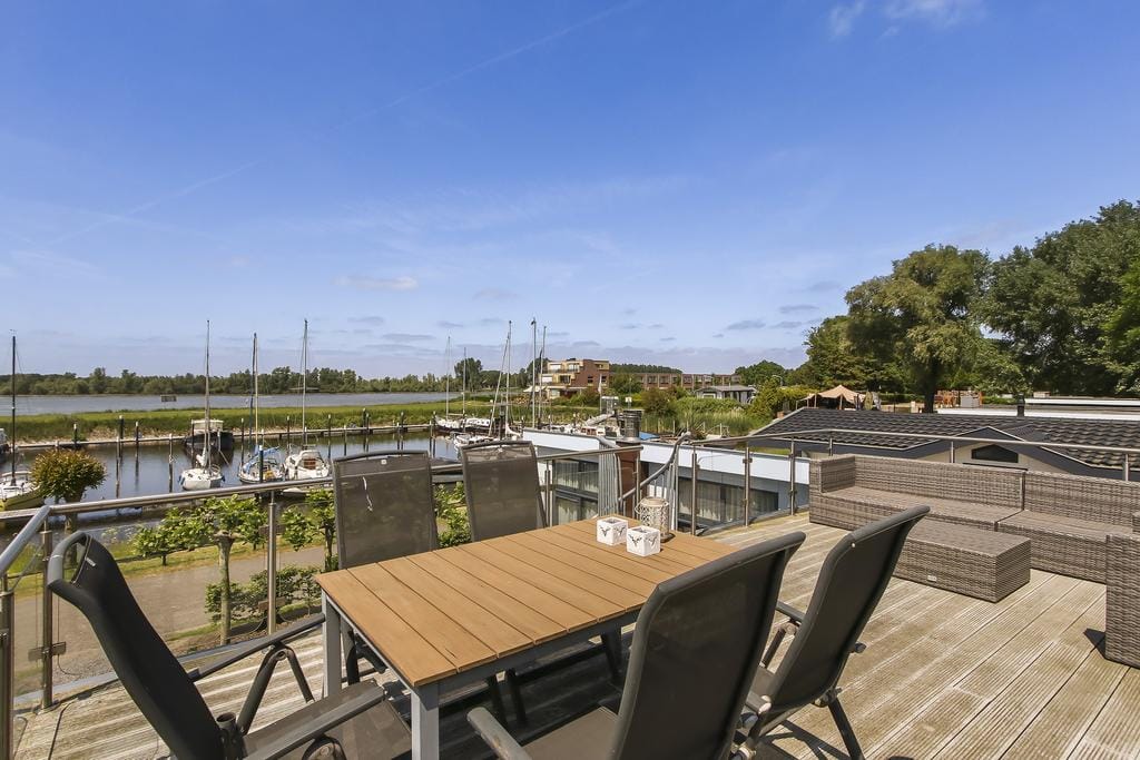 Foto 19 van Rijksstraatweg 186-303