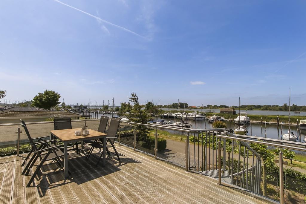 Foto 20 van Rijksstraatweg 186-303