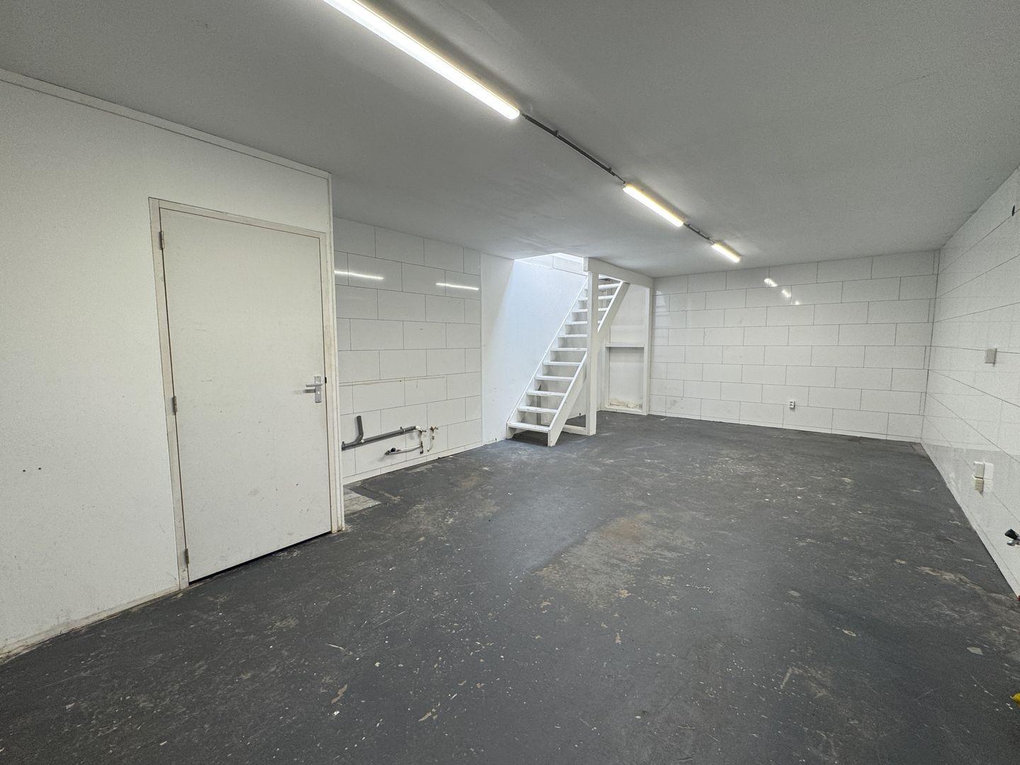 View photo 2 of Steurstraat 3-M
