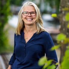 E. (Erna) van Dijk - NVM Makelaar