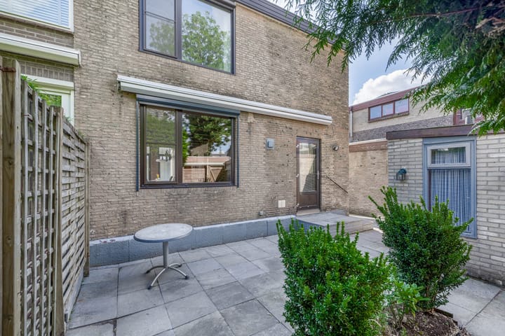 Foto 2 van Emmikhovensestraat 3