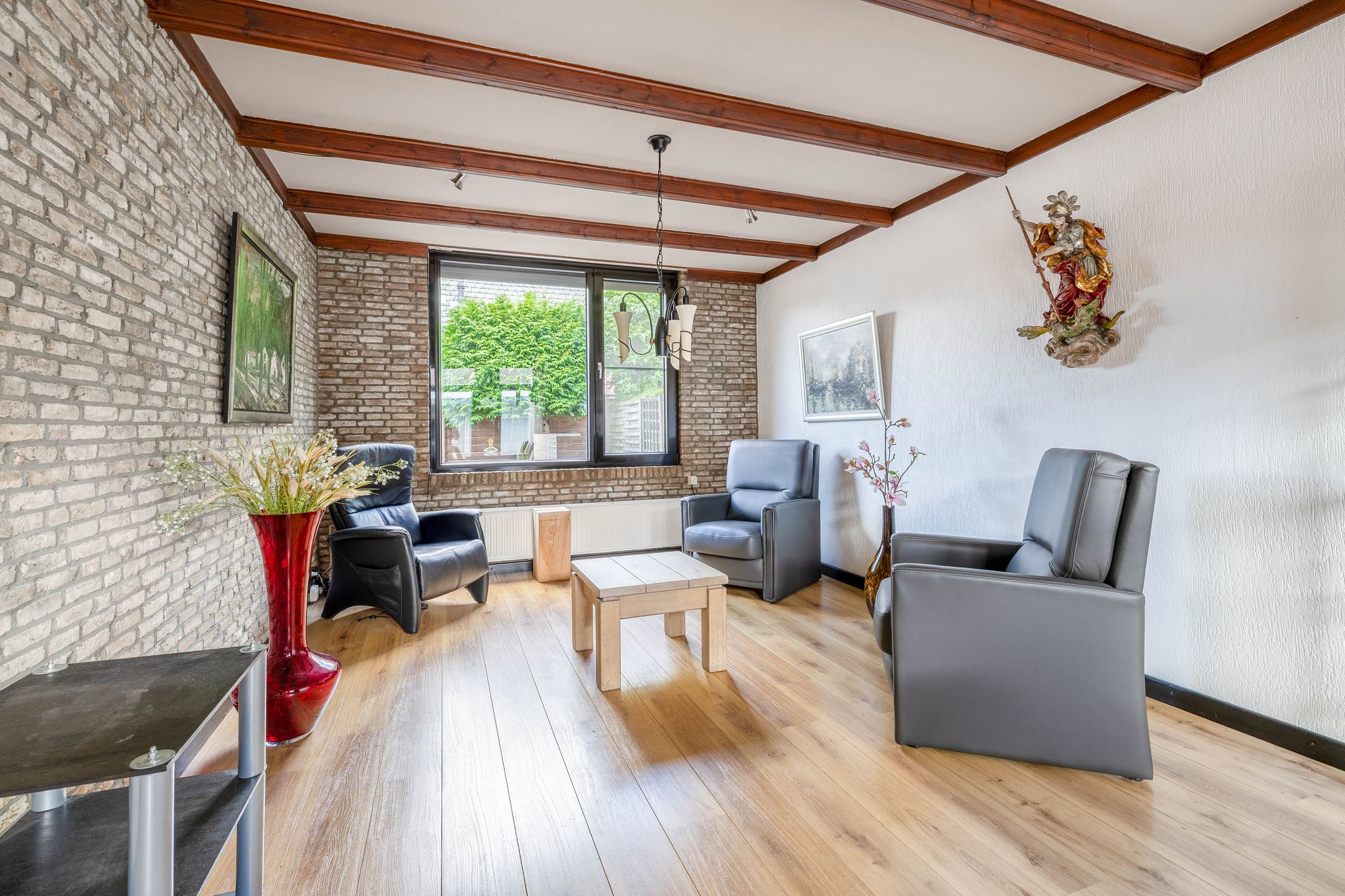 Foto 6 van Emmikhovensestraat 3