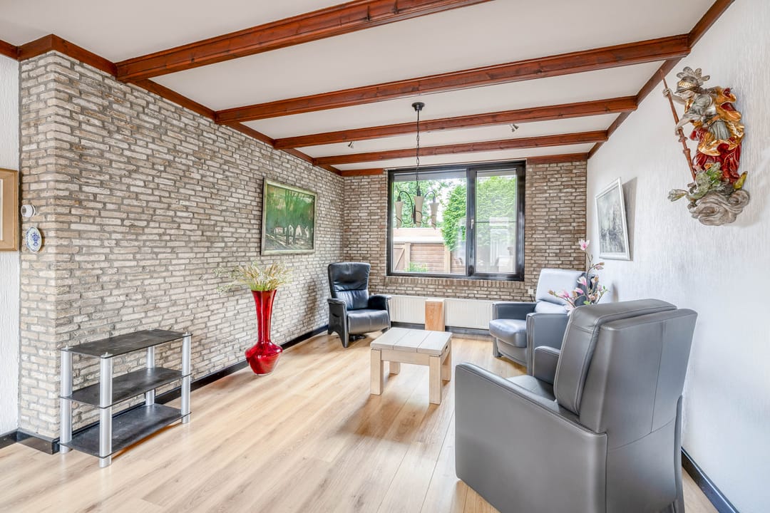 Foto 7 van Emmikhovensestraat 3