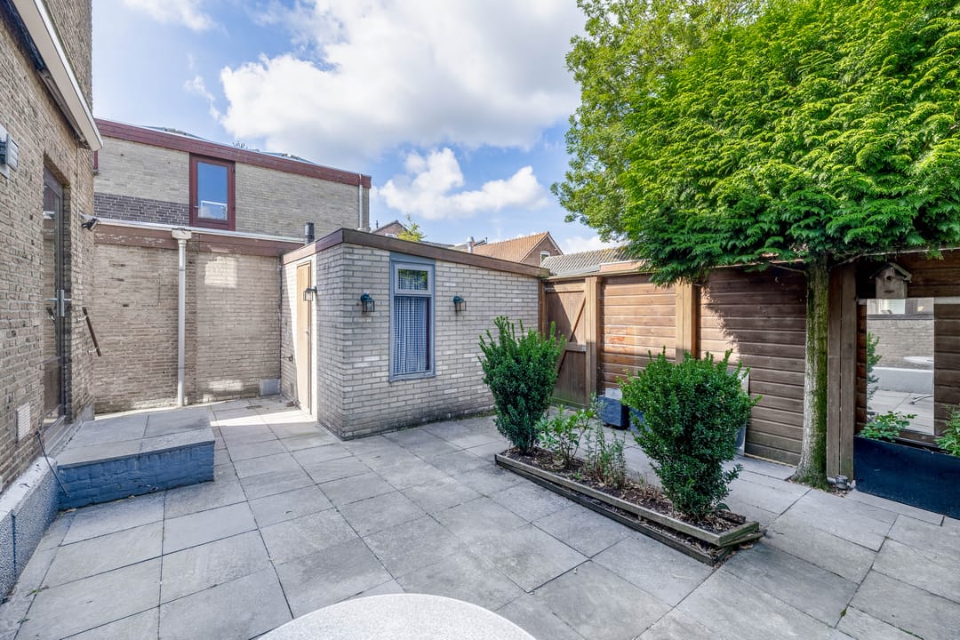 Foto 16 van Emmikhovensestraat 3