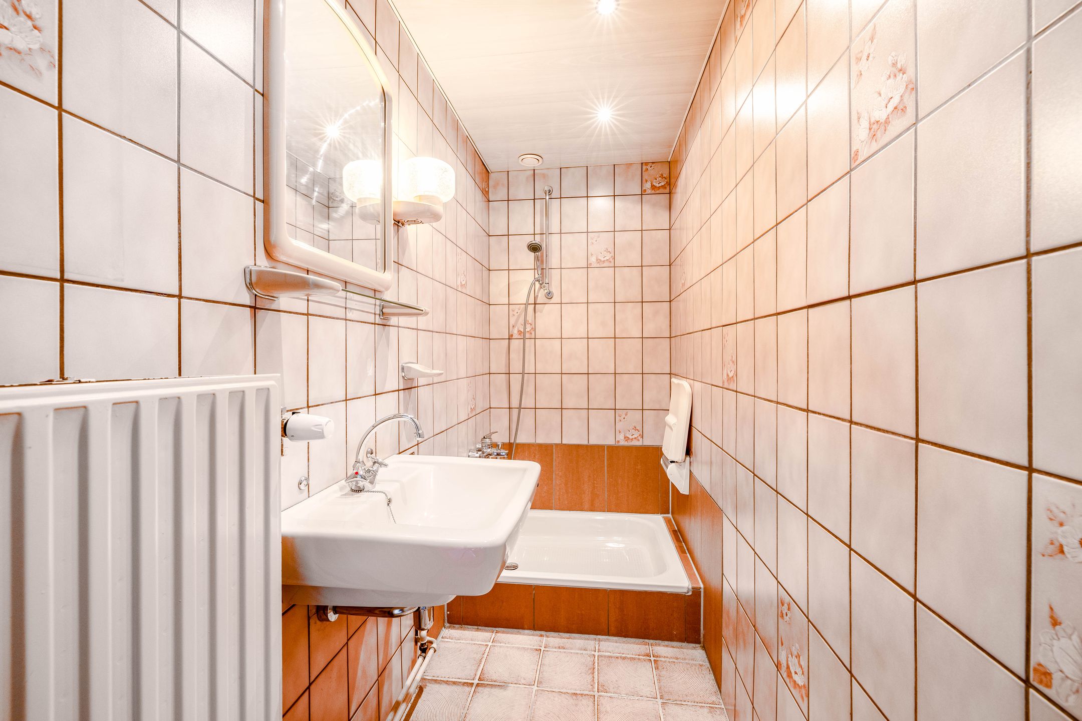 Foto 24 van Emmikhovensestraat 3