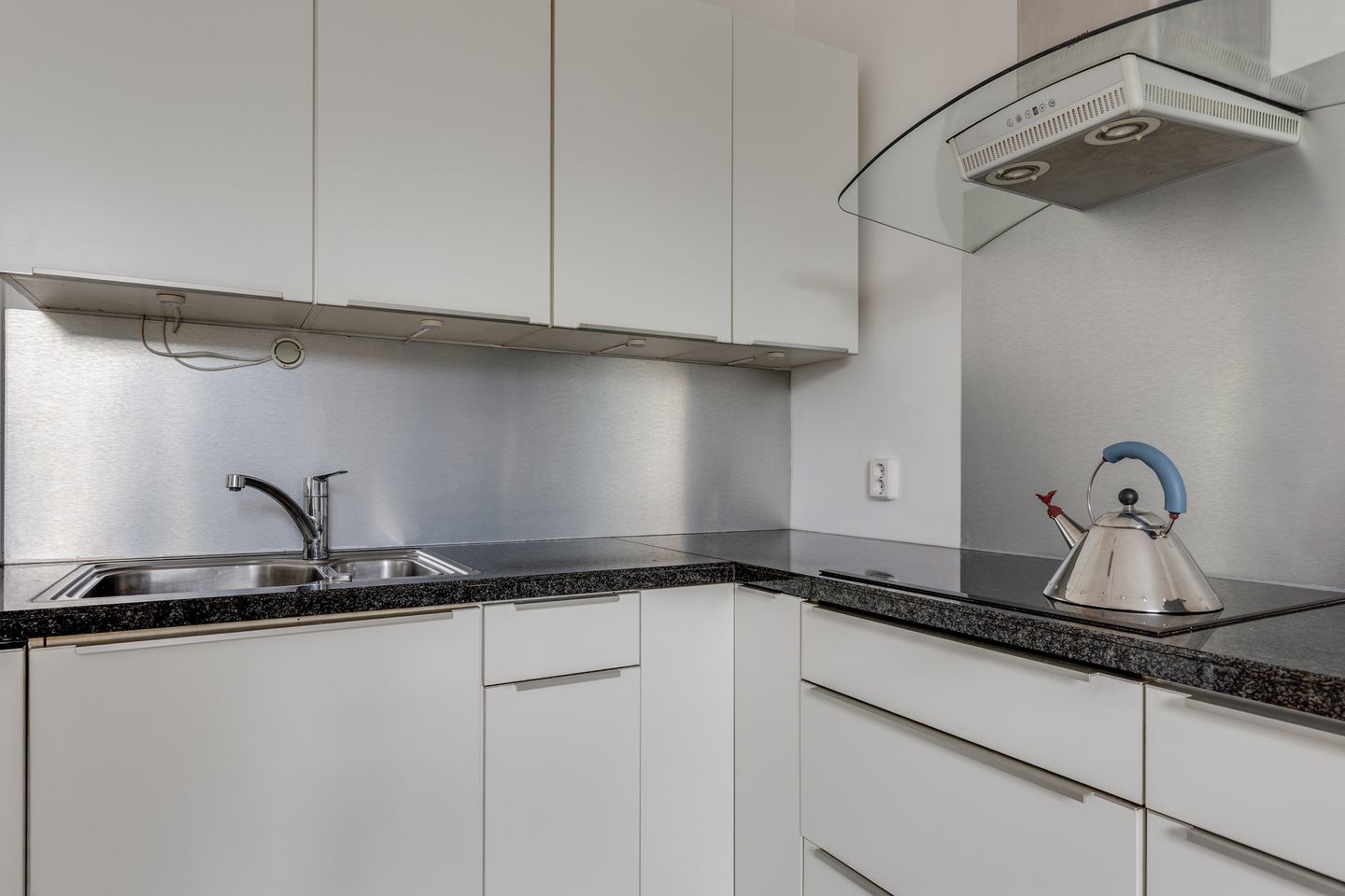 Photo 25 of Koninginnelaan 10