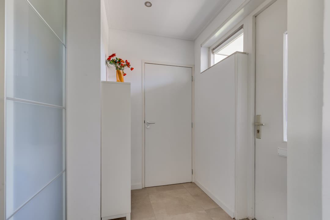 Photo 37 of Koninginnelaan 10