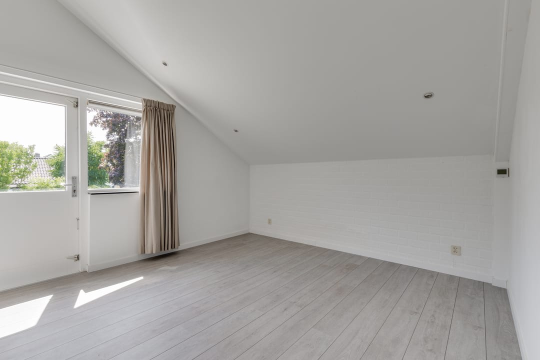 Photo 46 of Koninginnelaan 10